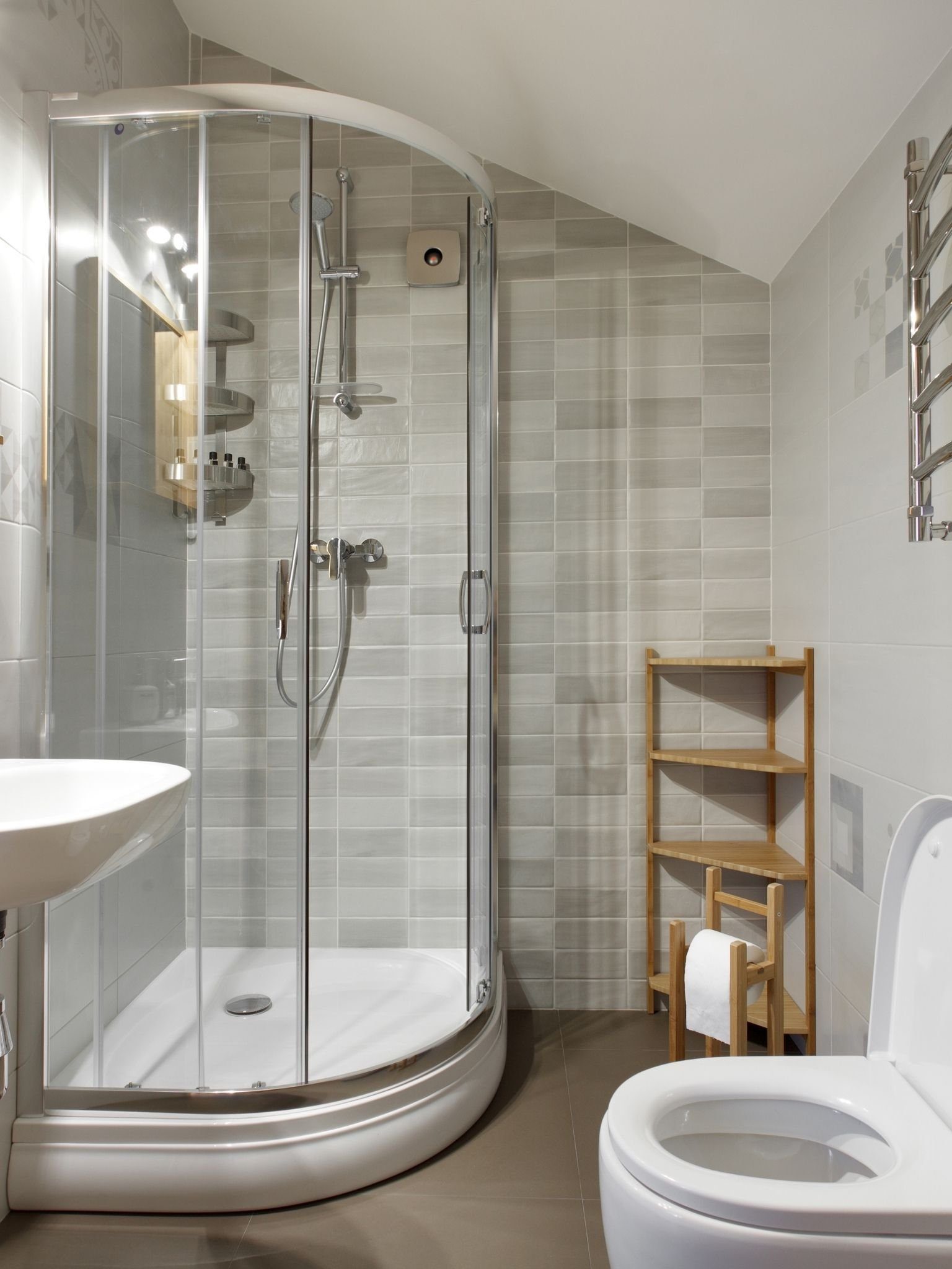 complete bathroom fitter SW15 1SU