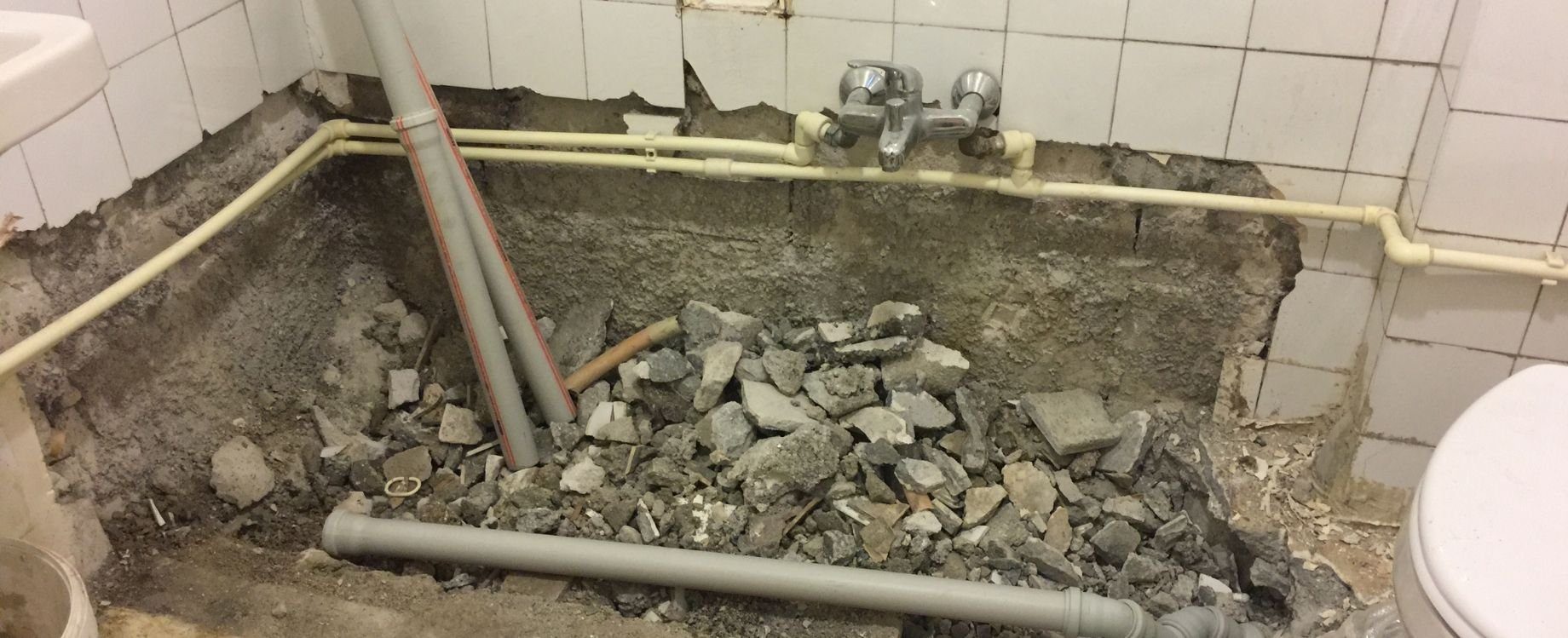 bathroom fitter near me SW15 1SU